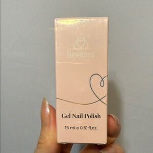 Beetles Gel Nail Polish in Audrey Black